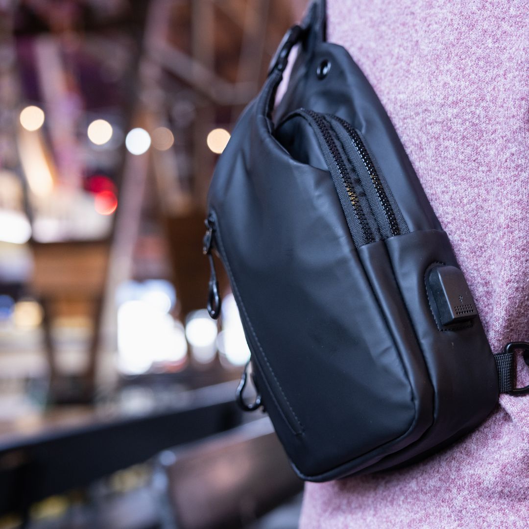 Adventure Pro Crossbody