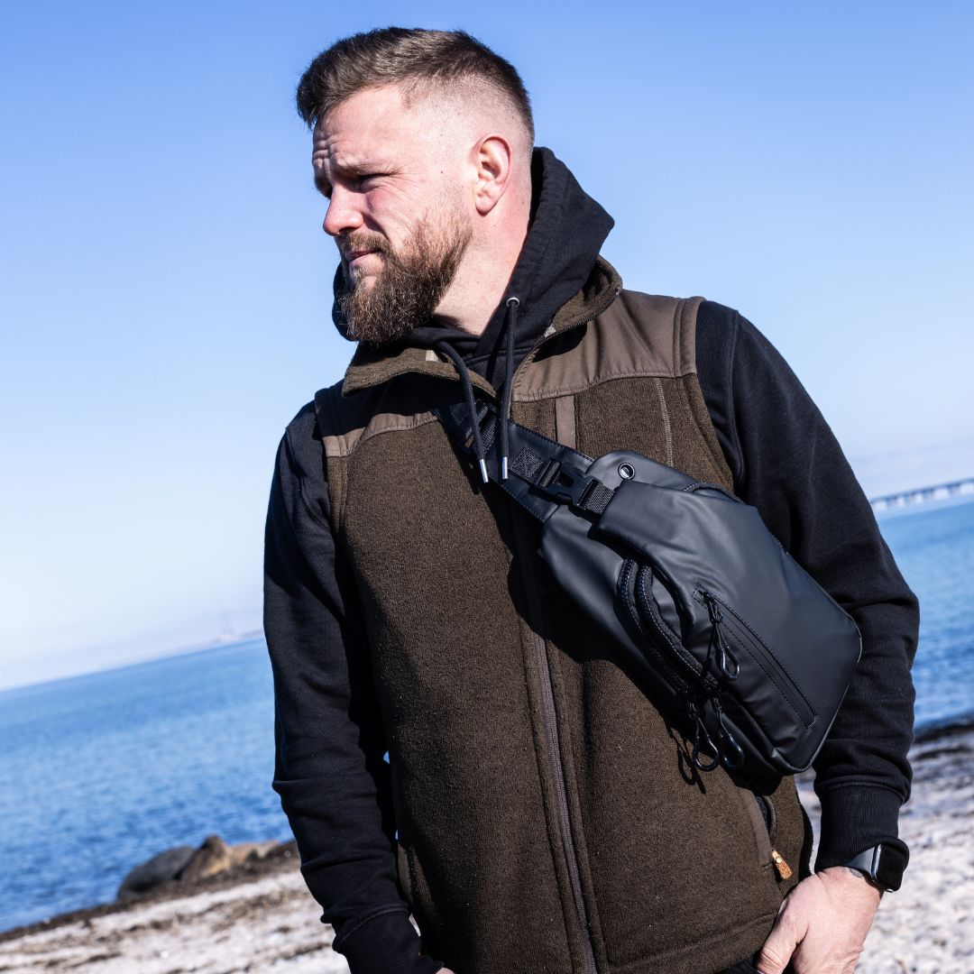 Adventure Pro Crossbody