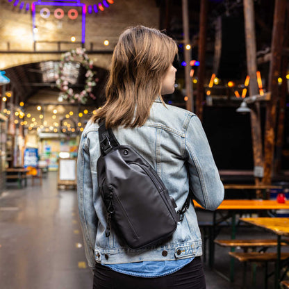 Adventure Pro Crossbody